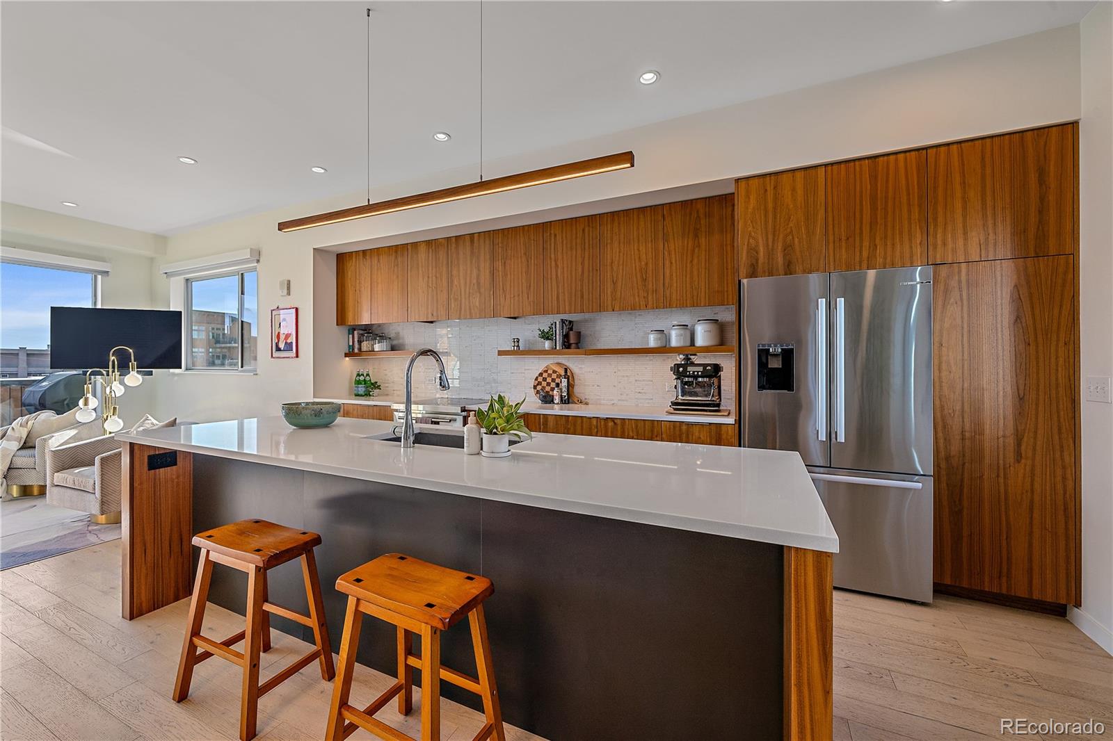 3233 Tejon Street 304