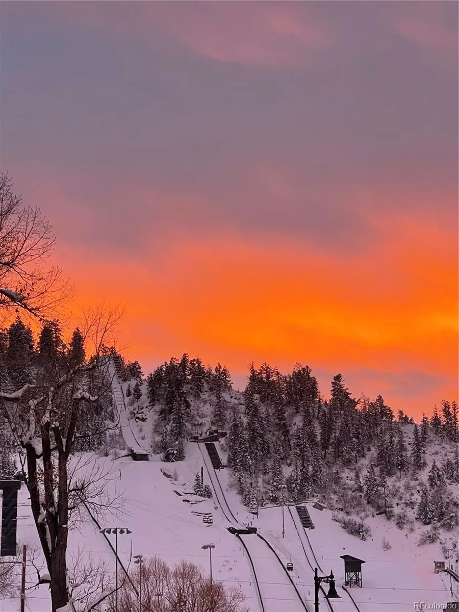 Steamboat Springs, Colorado 80487, United States, 2 Bedrooms Bedrooms, ,1 BathroomBathrooms,Residential,Active,178600