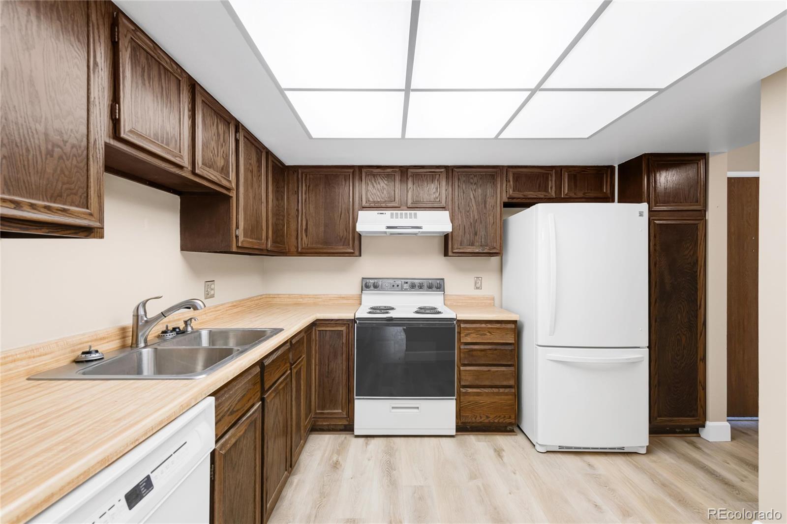 14091 E Marina Drive 308, Aurora, CO, 80014 3 14091 E Marina Drive 308
