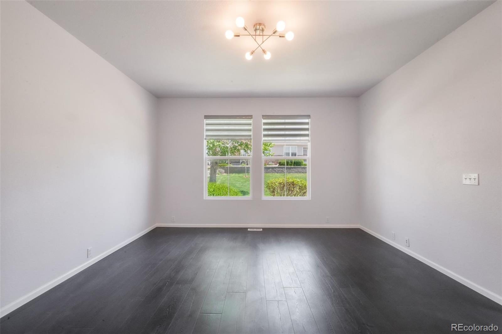 1833 Reilly Grove