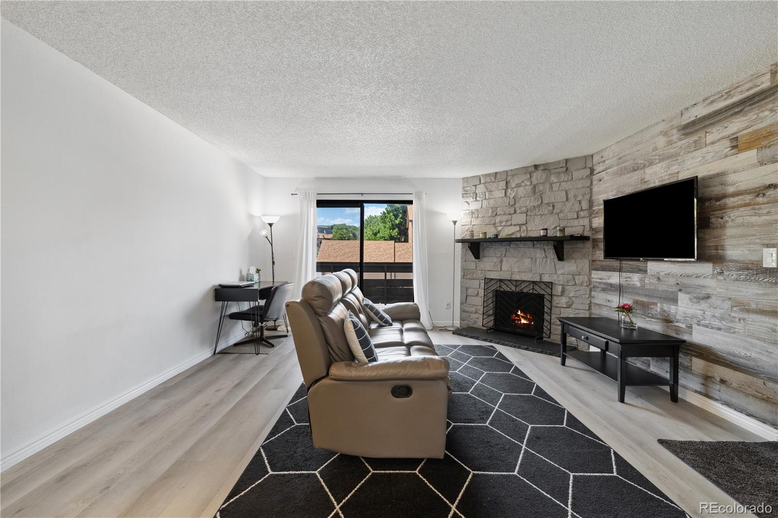 420 Zang Street 3-208, Lakewood, CO, 80228 4 420 Zang Street 3-208