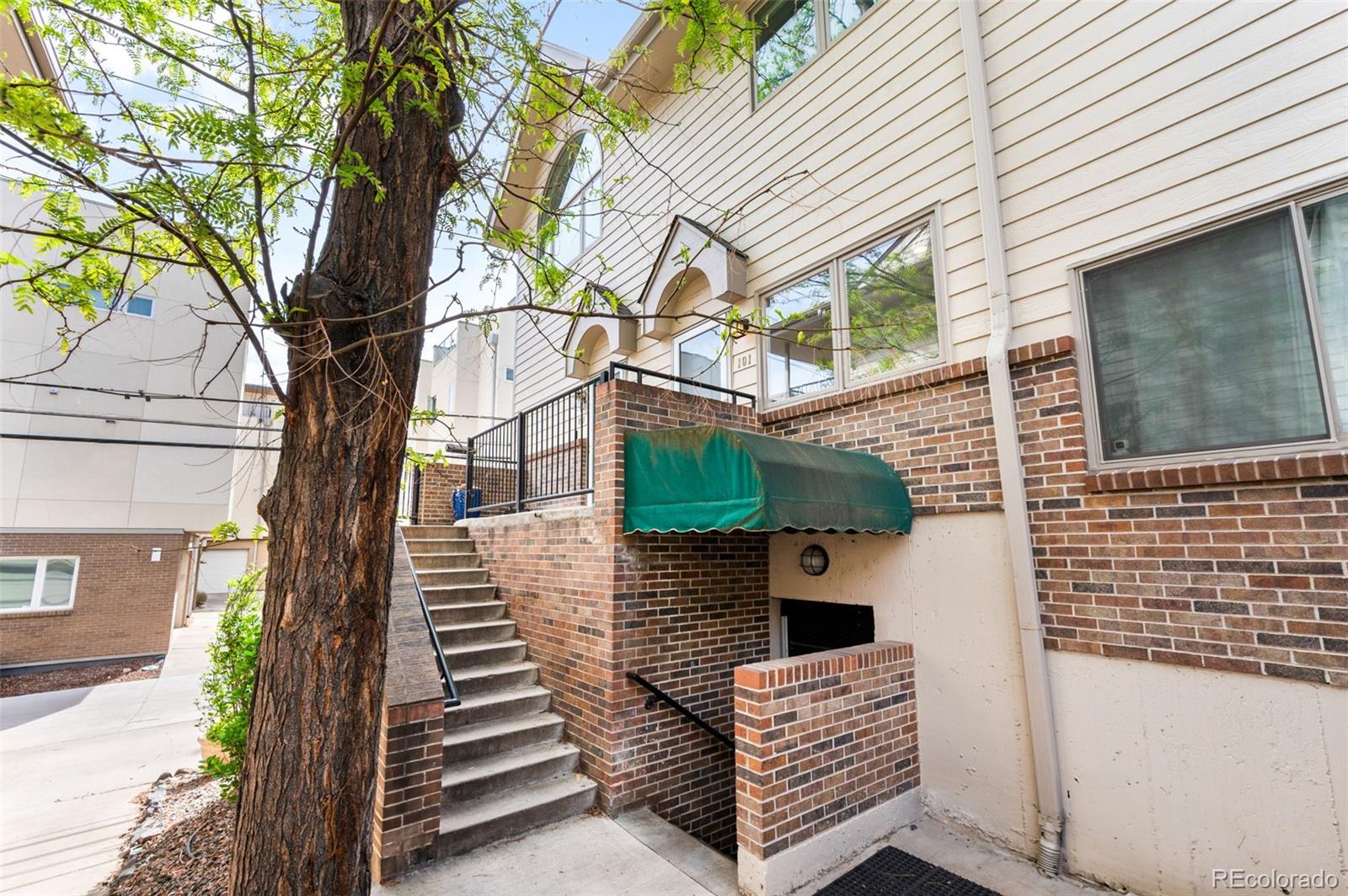 170 S Jackson Street 101