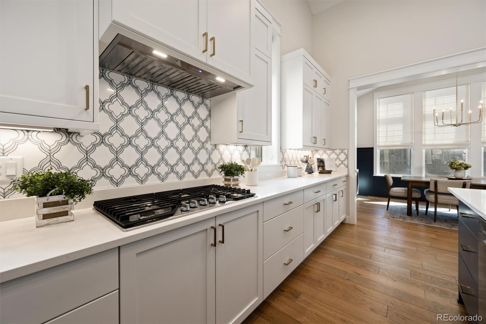 1786 Chestnut Avenue