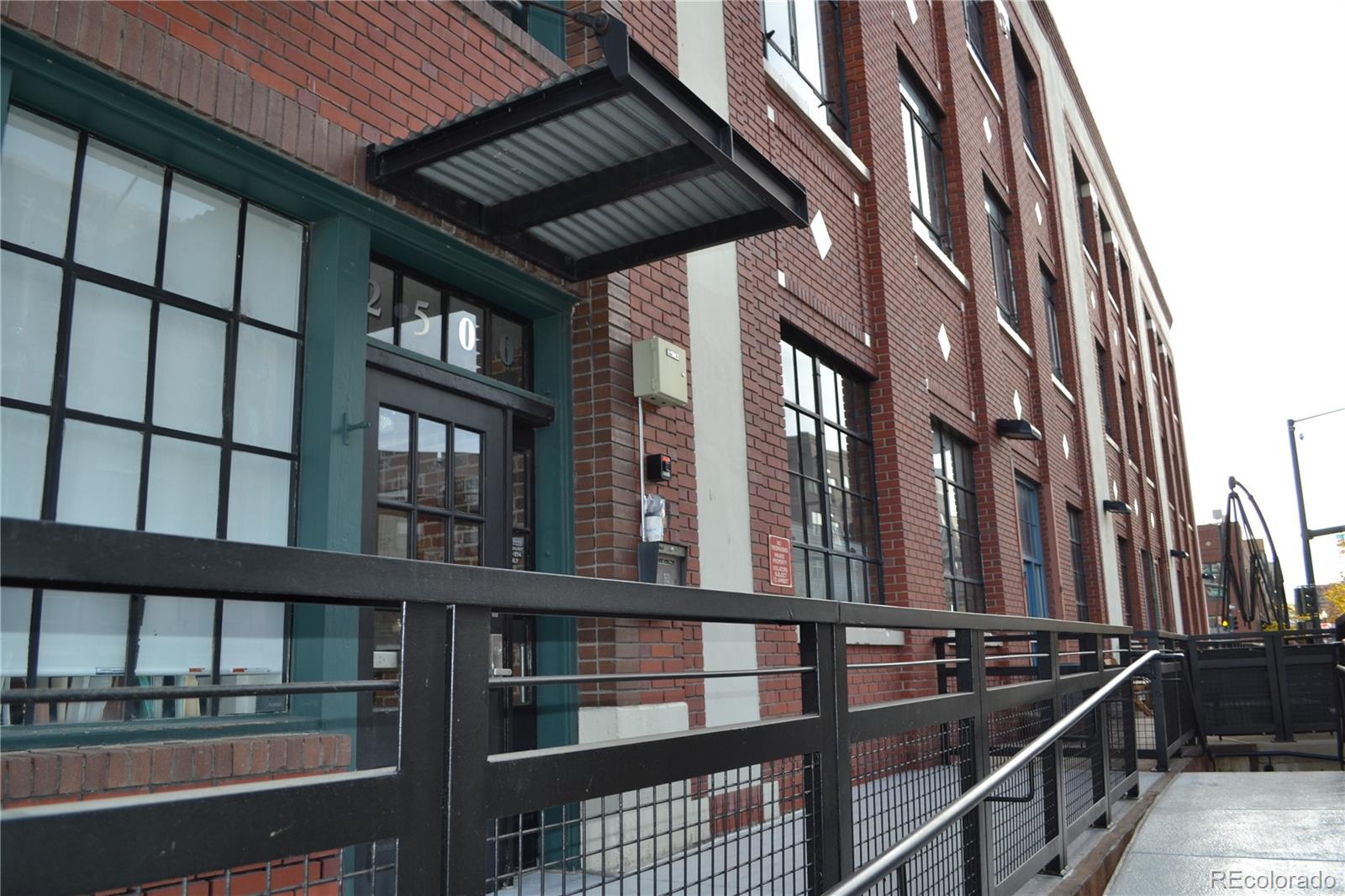 2500 Walnut Street 306