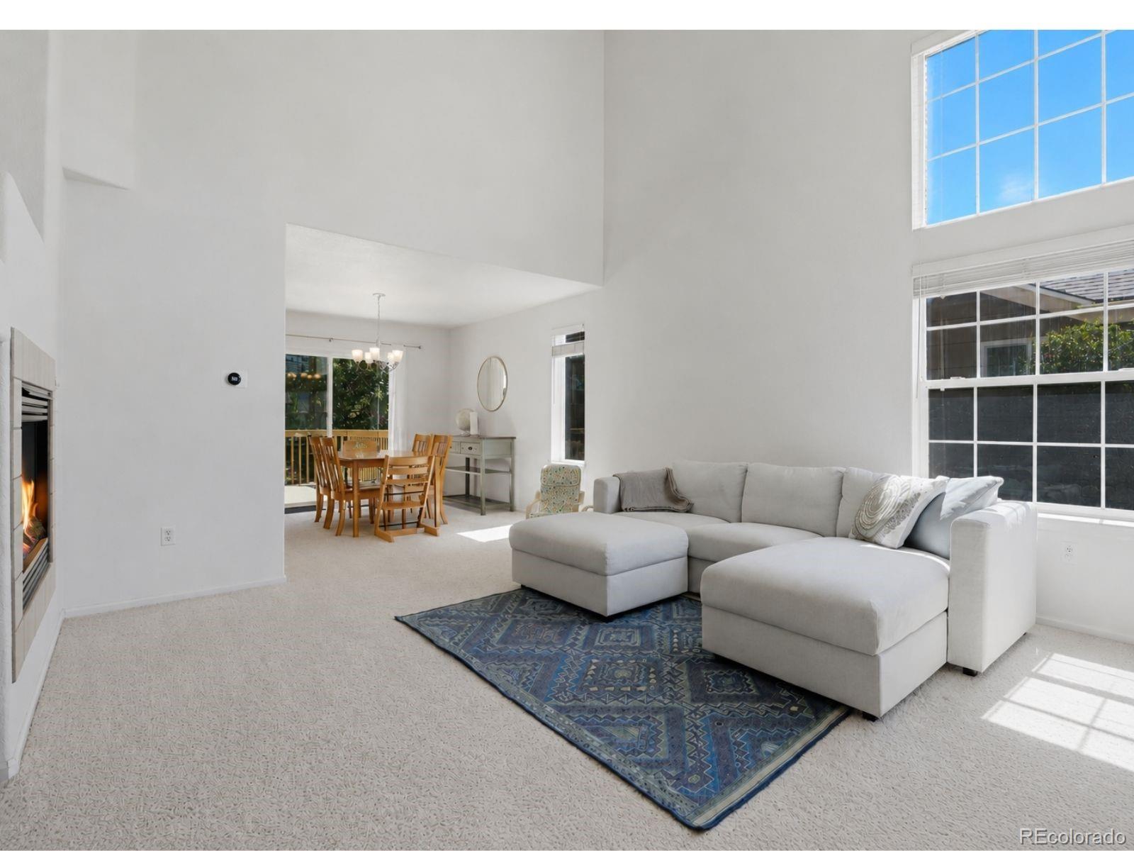 8814 S Field Court
