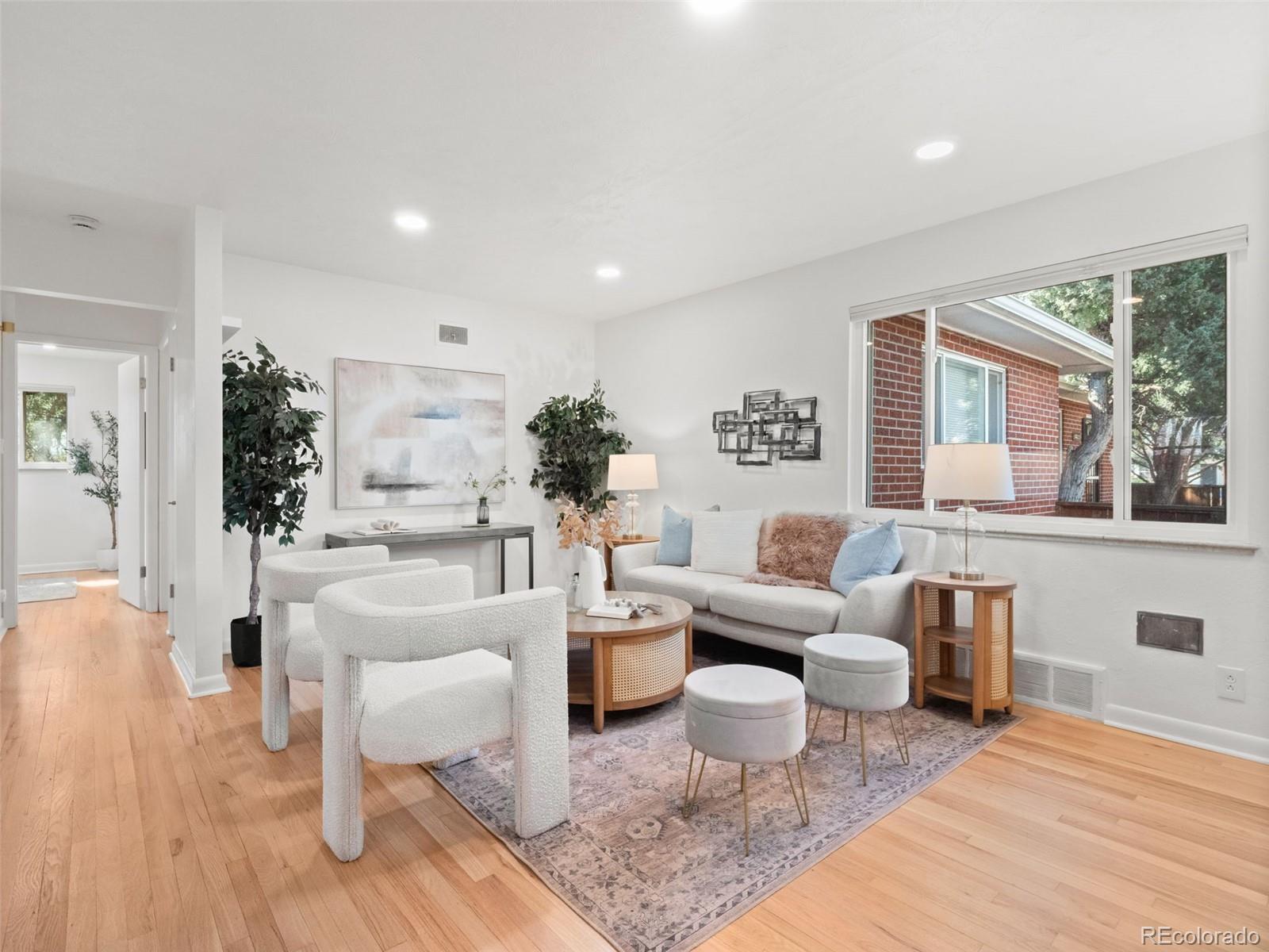 1820 S Saint Paul Street