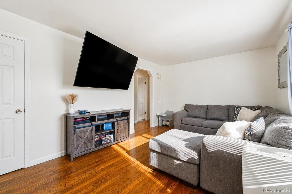 Photo of 931 S Canosa Court, Denver, CO 80219 (MLS # 4002647)