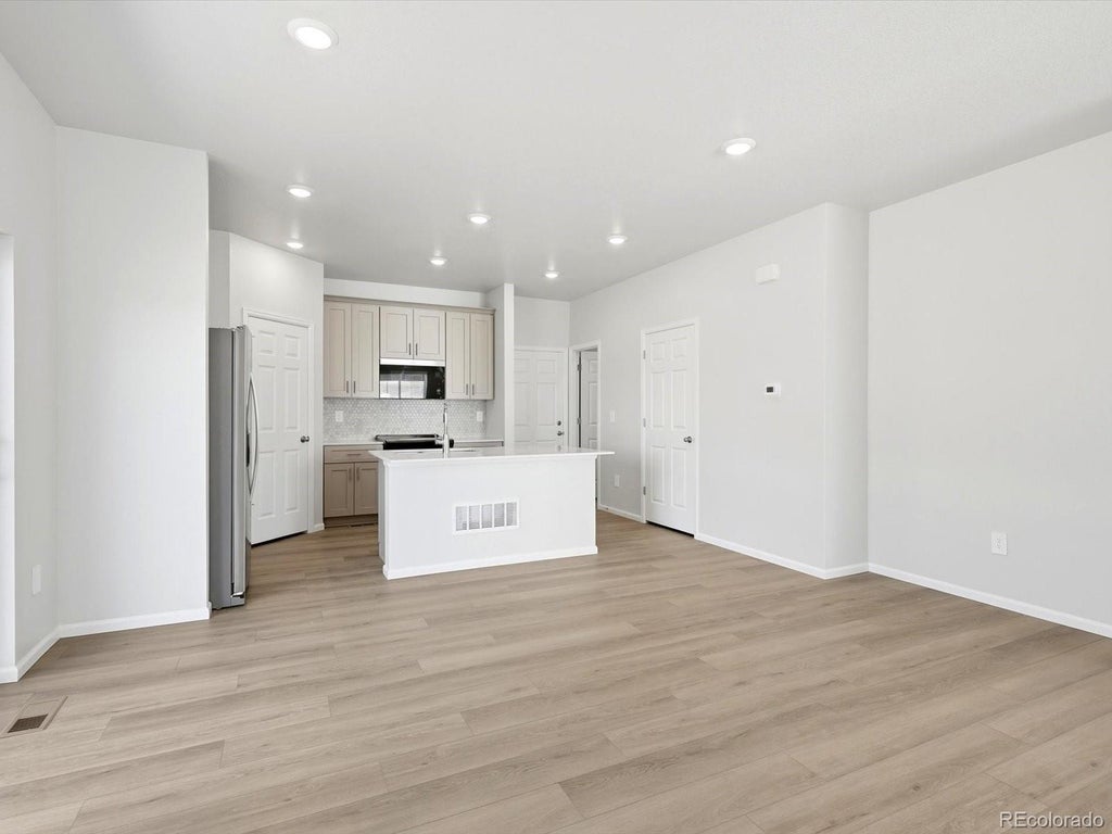 Photo of 2213 E 164th Avenue, Thornton, CO 80602 (MLS # 6305334)