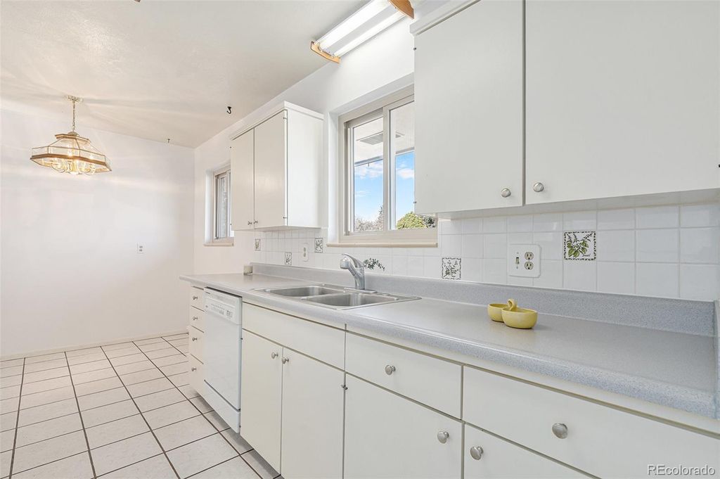 Photo of 2096 E Mineral Avenue, Centennial, CO 80122 (MLS # 2518715)