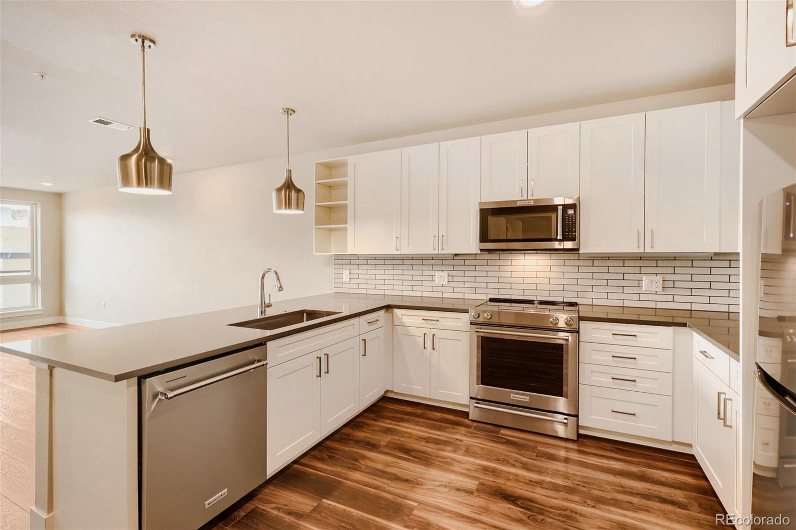 20 Wilcox Street 416