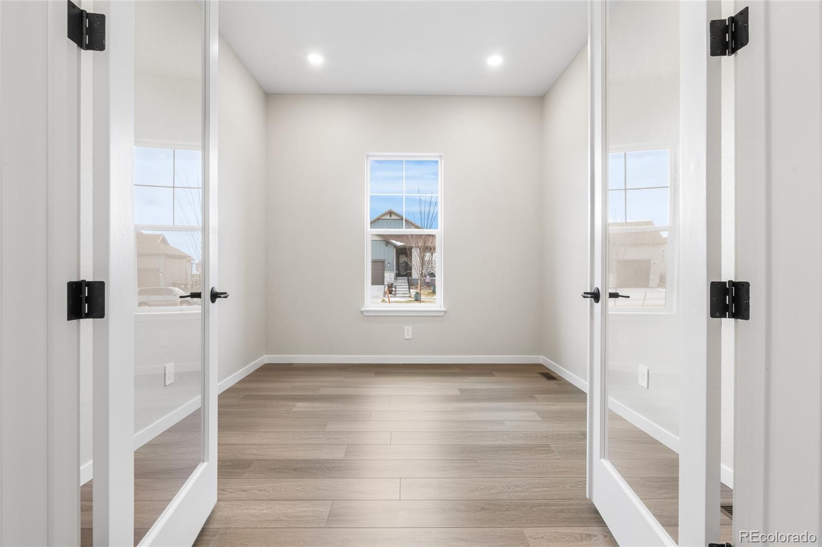 8654 S Quemoy Street