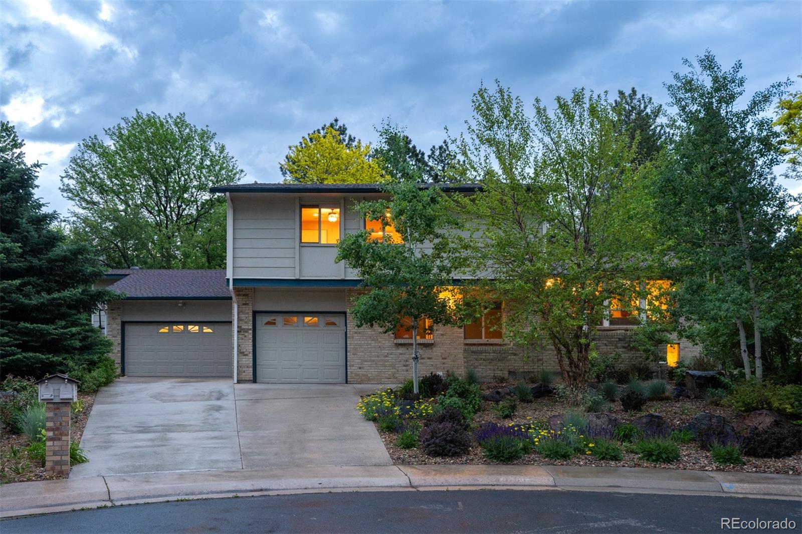 7694 S Gilpin Court