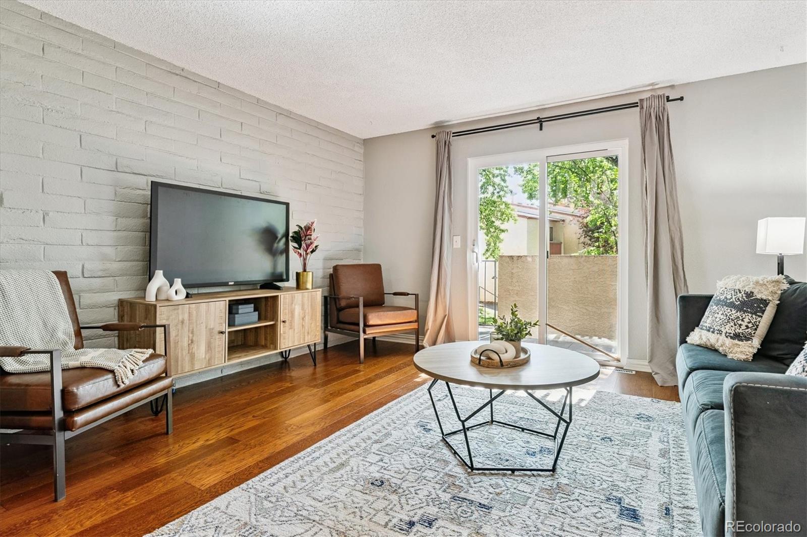 1060 S Parker Road 25