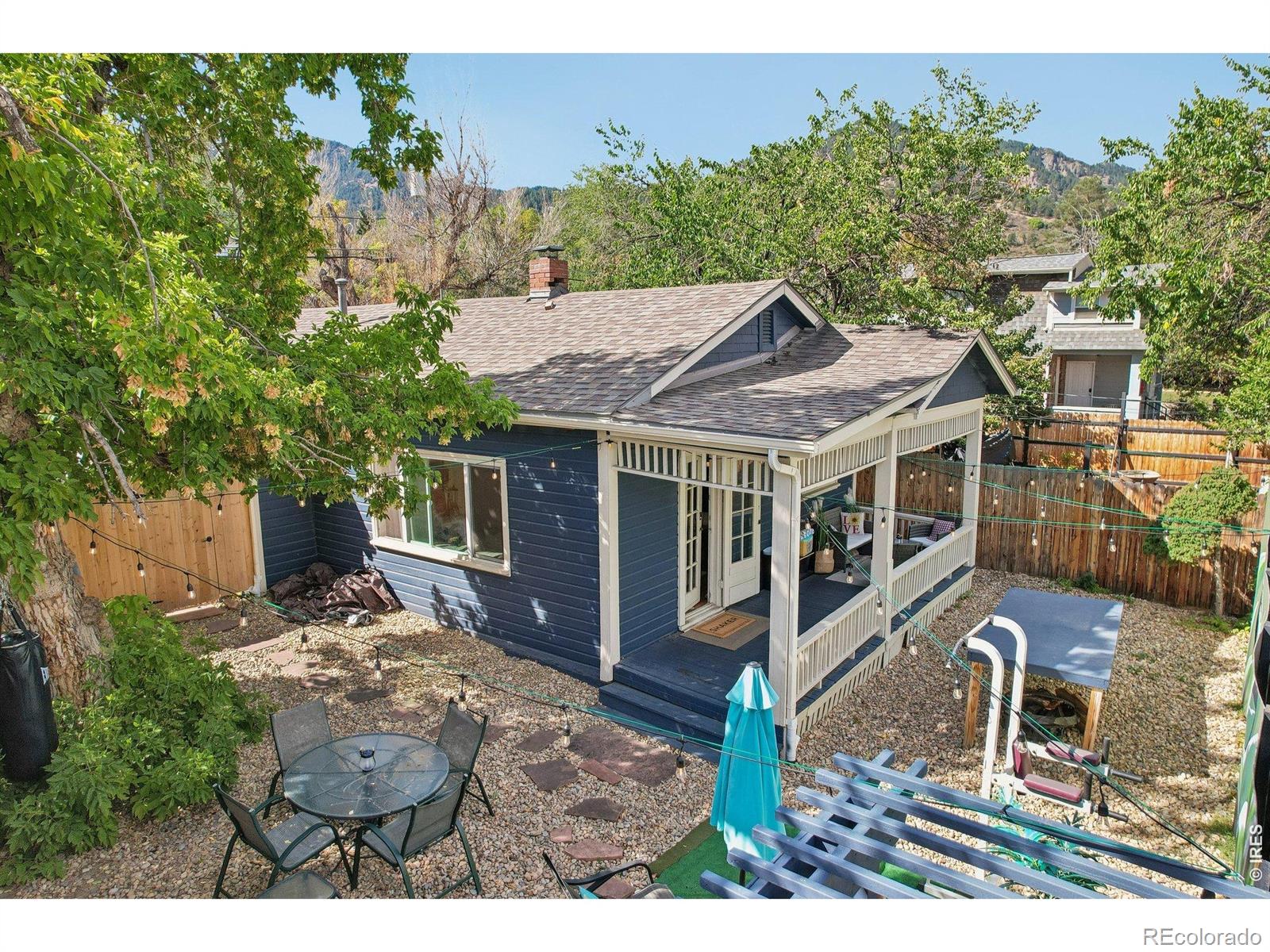 920 University Avenue