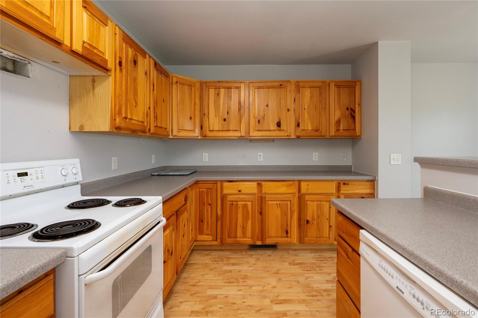 105 Elk Creek Drive 8