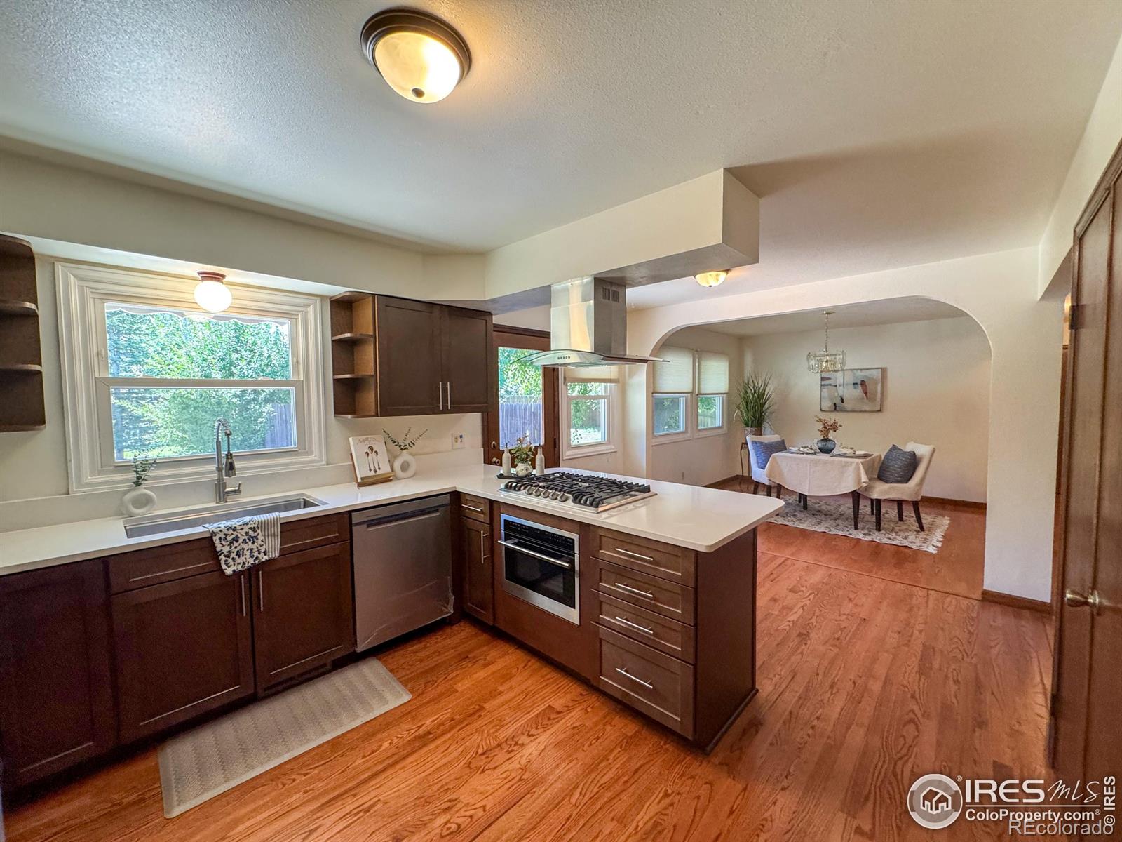 8942 Comanche Road