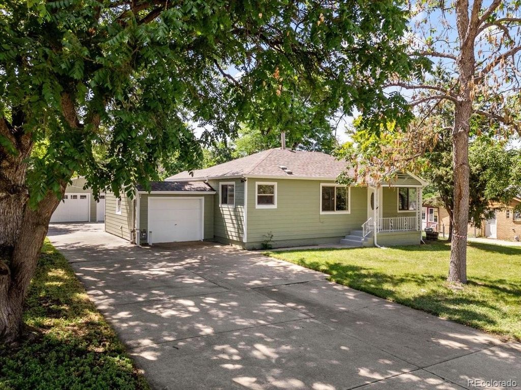 Photo of 4125 Pierce Street, Wheat Ridge, CO 80033 (MLS # 8254451)
