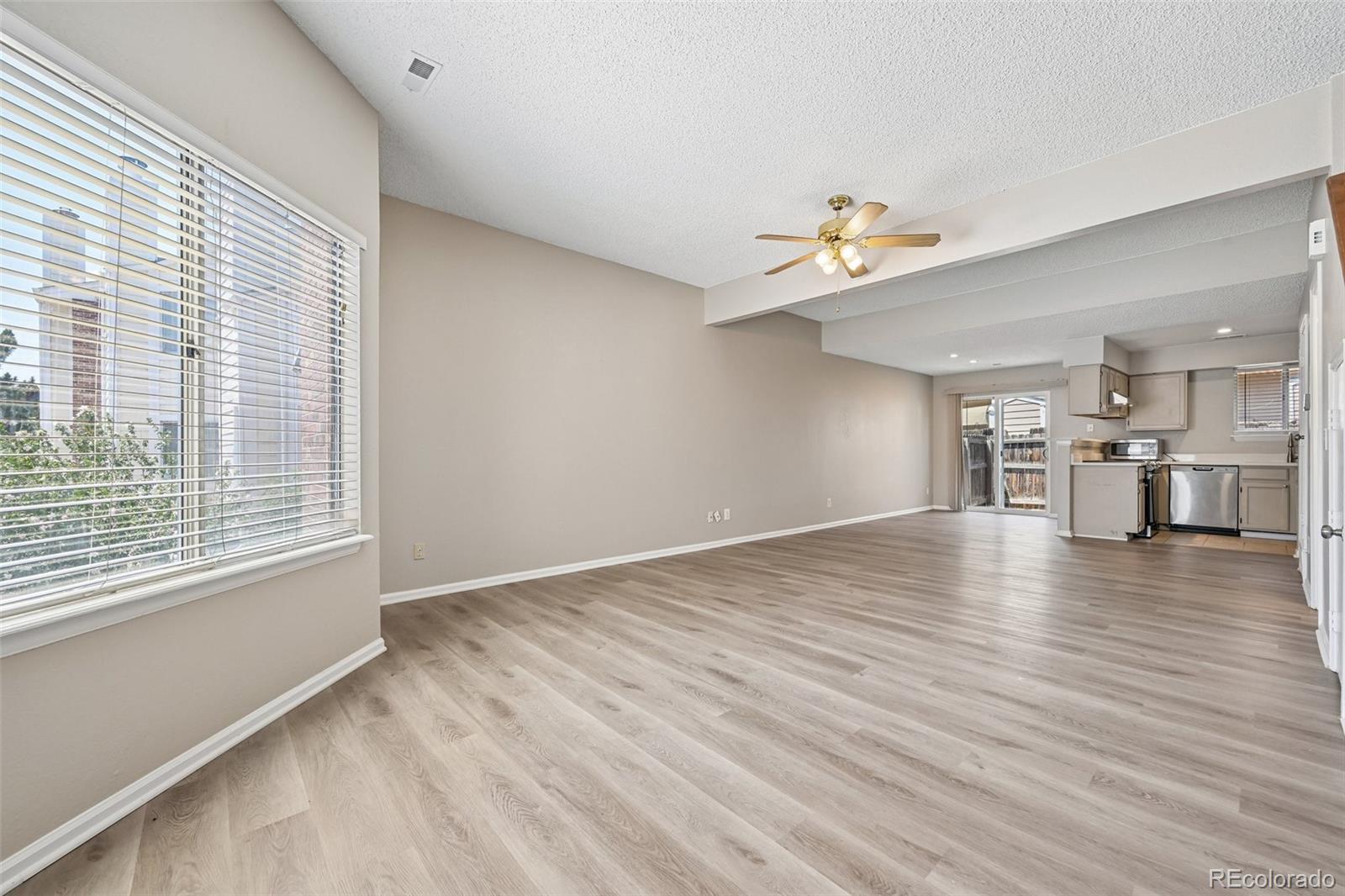 8124 Gray Court 498