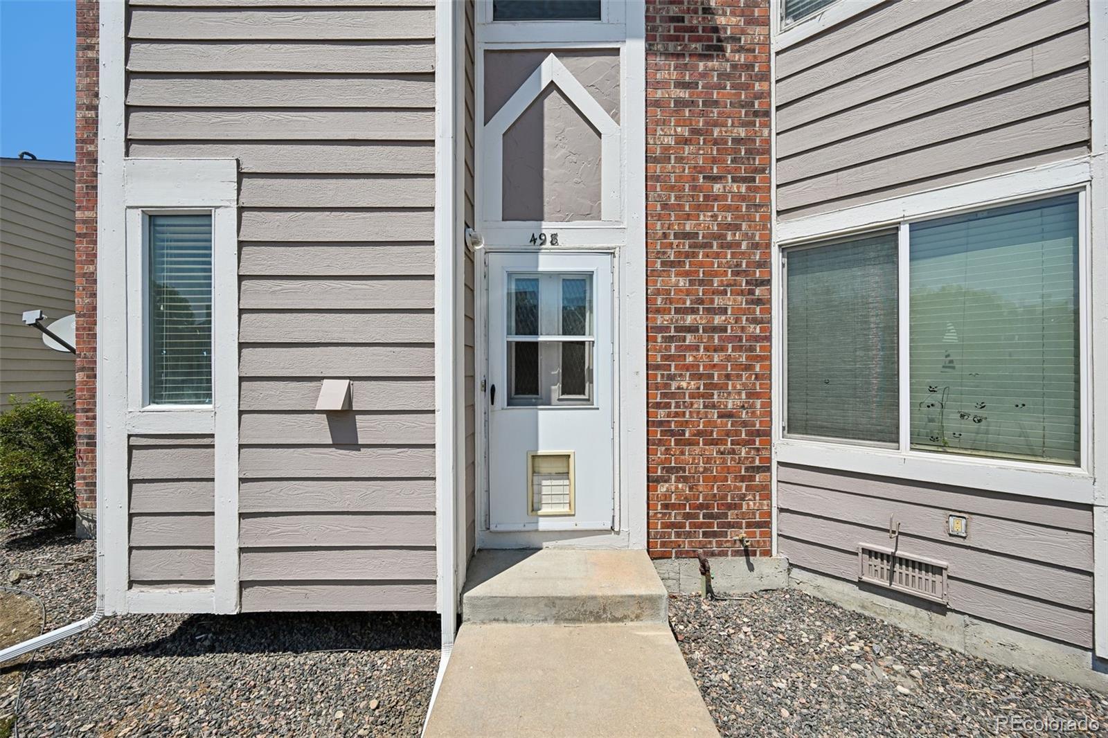 8124 Gray Court 498