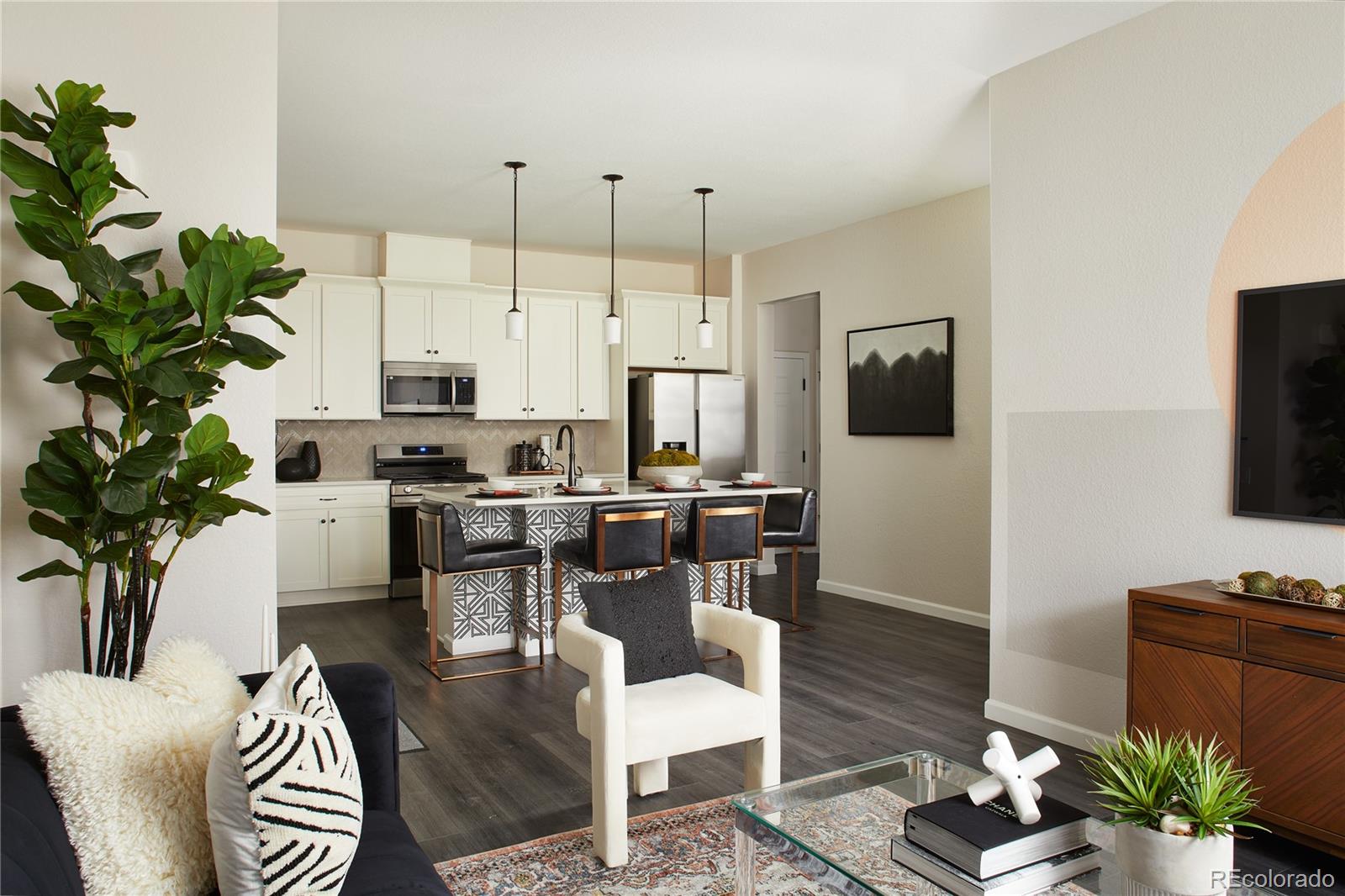 6153 N Ceylon Street 306, Denver, CO, 80249 3 6153 N Ceylon Street 306