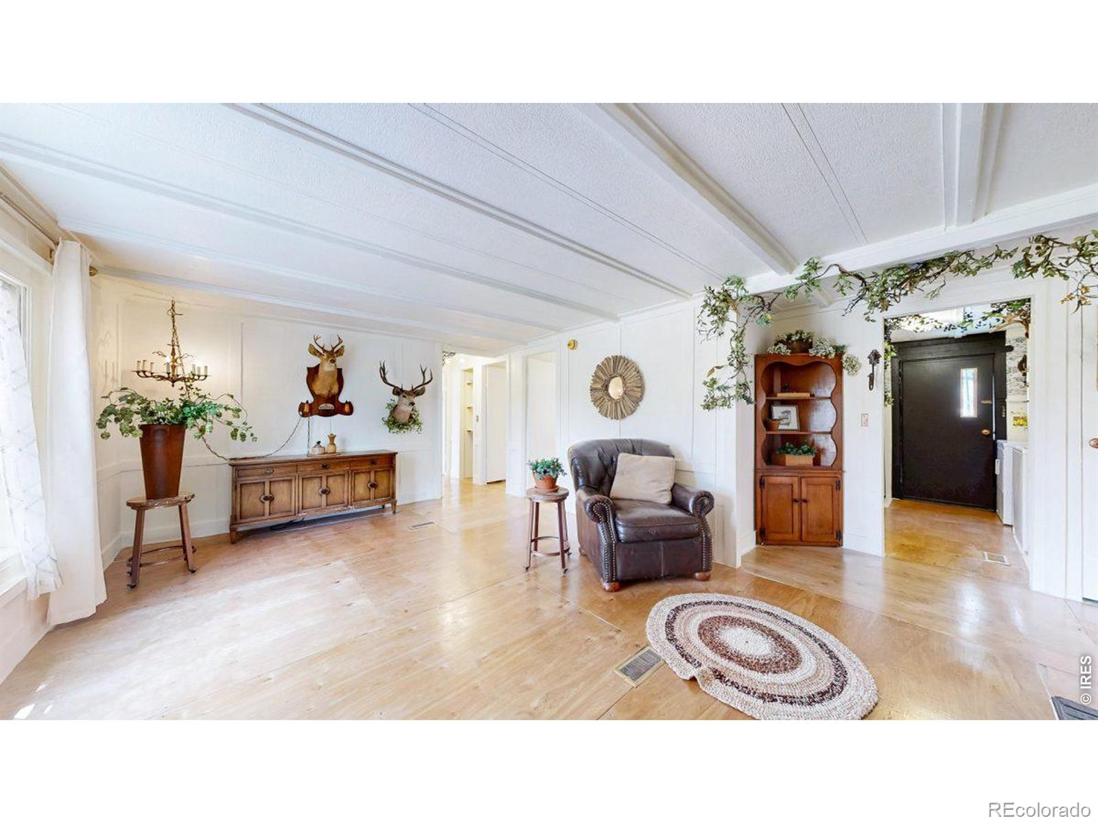 4708 Foothills Drive