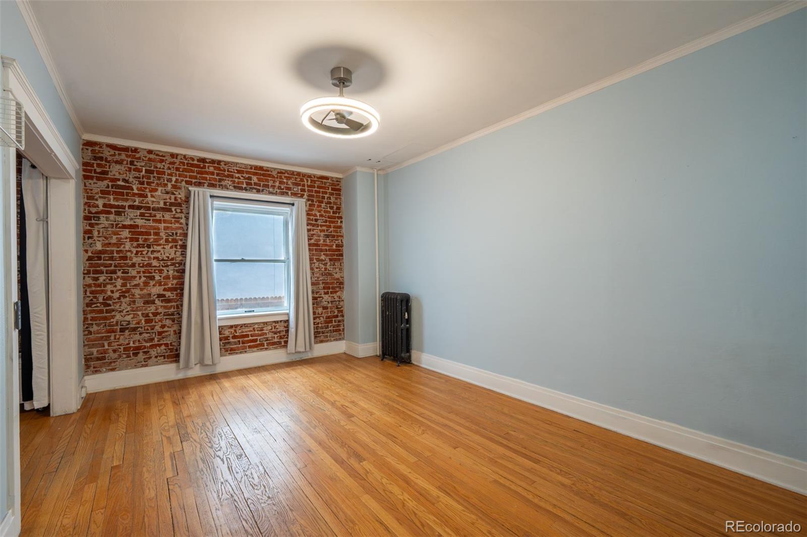 1340 N Emerson Street 4