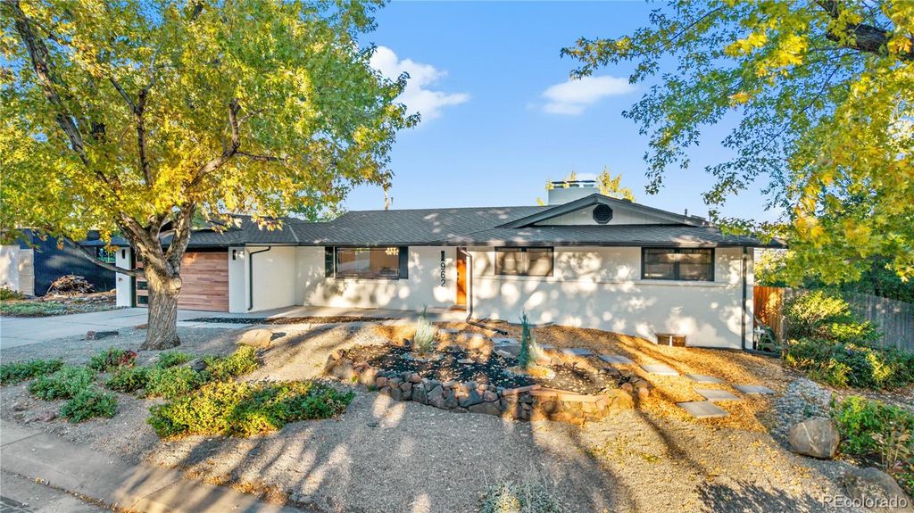 Photo of 962 S Beech Street, Lakewood, CO 80228 (MLS # 2267154)