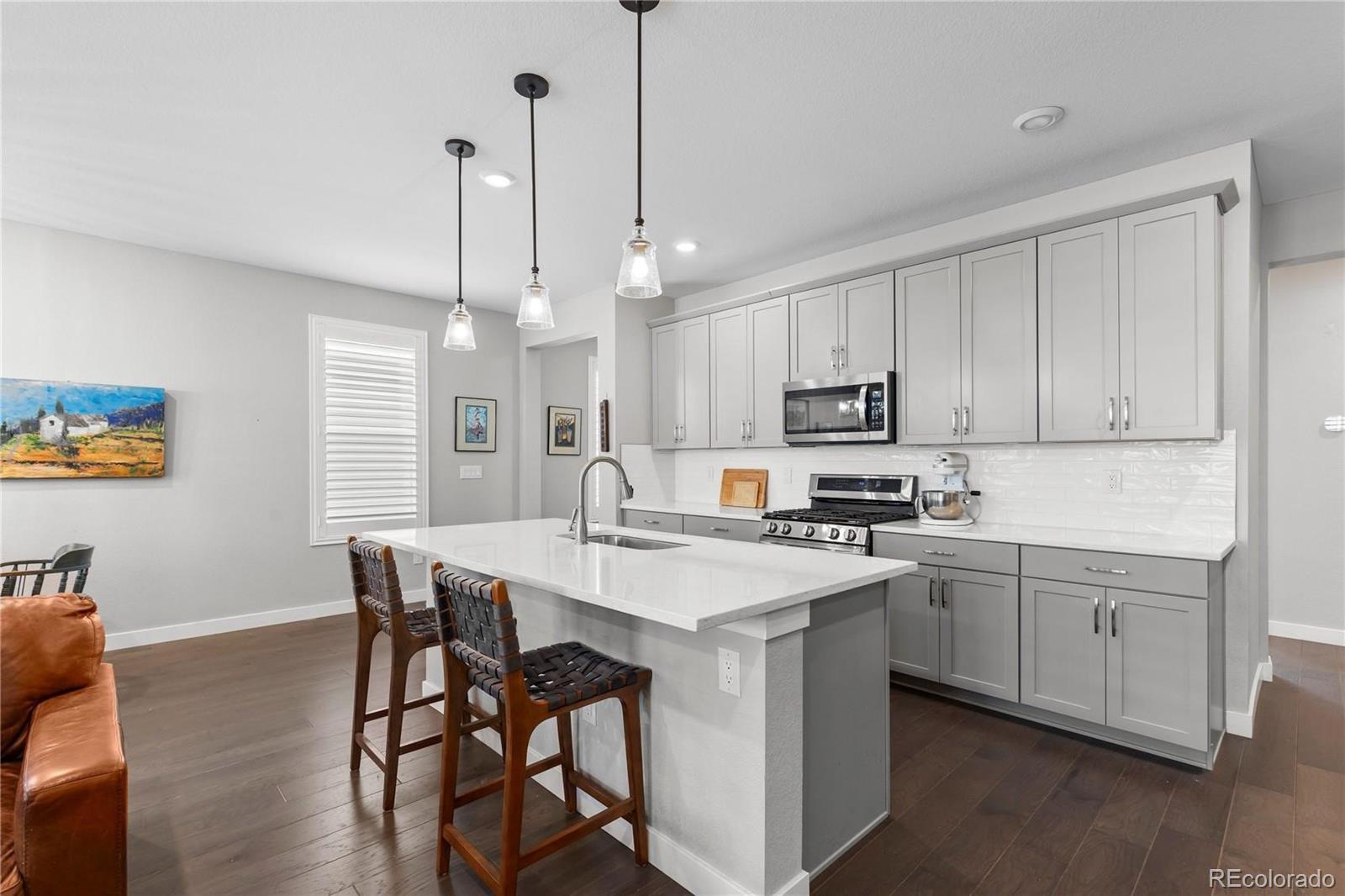 1954 Canyonpoint Lane
