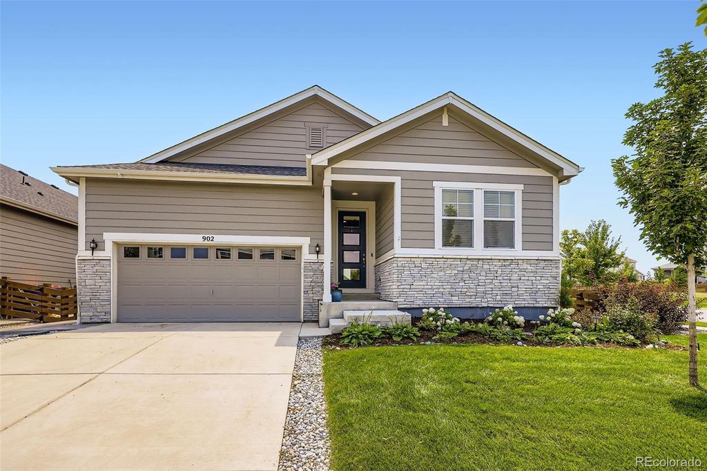 Photo of 902 Pinecliff Drive, Erie, CO 80516 (MLS # 5442121)