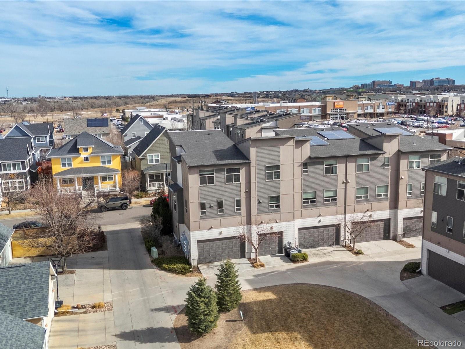 3045 N Geneva Street