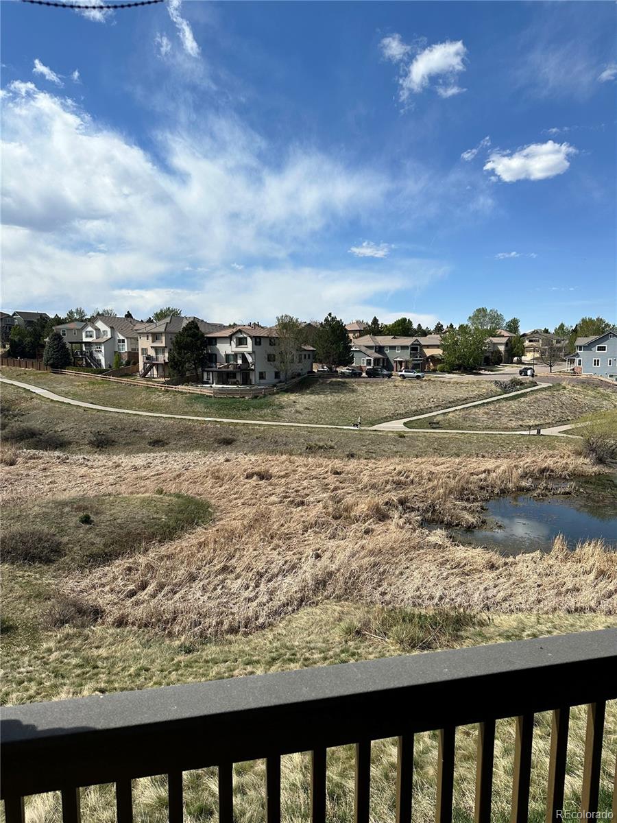 10872 Valleybrook Circle