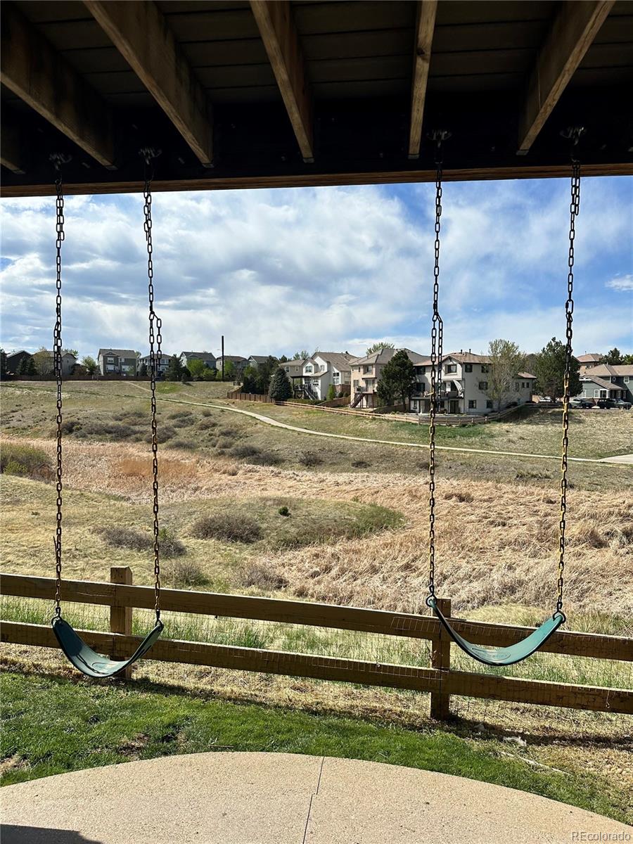 10872 Valleybrook Circle