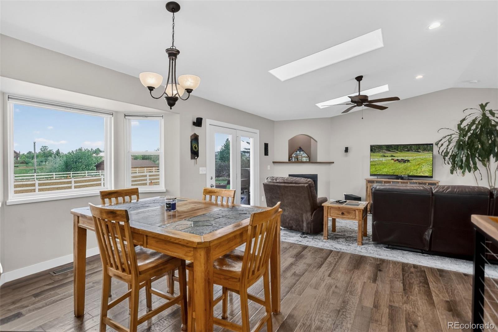 4717 Foothills Drive