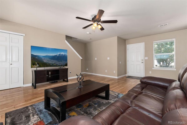 7831 S KITTREDGE CIR, ENGLEWOOD, CO 80112 - Image e0b517d33e8559edf6d08bcaef99c5be/1446229252