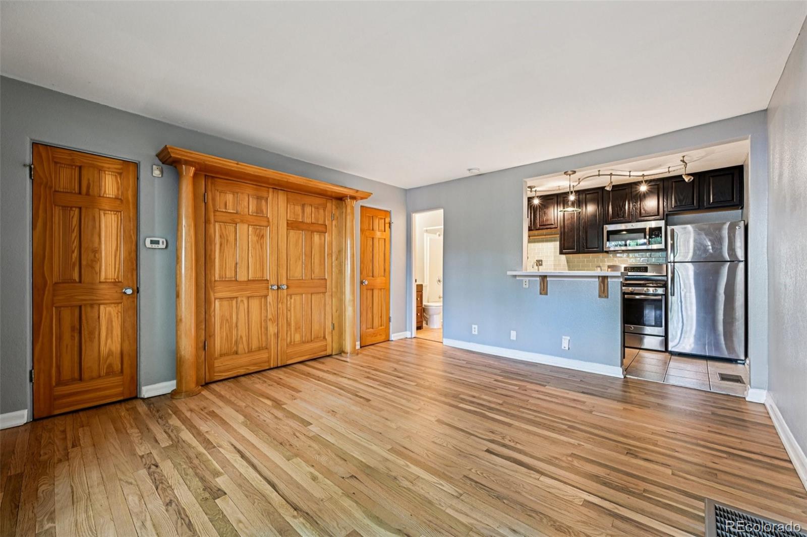 2438 W 35th Avenue 5