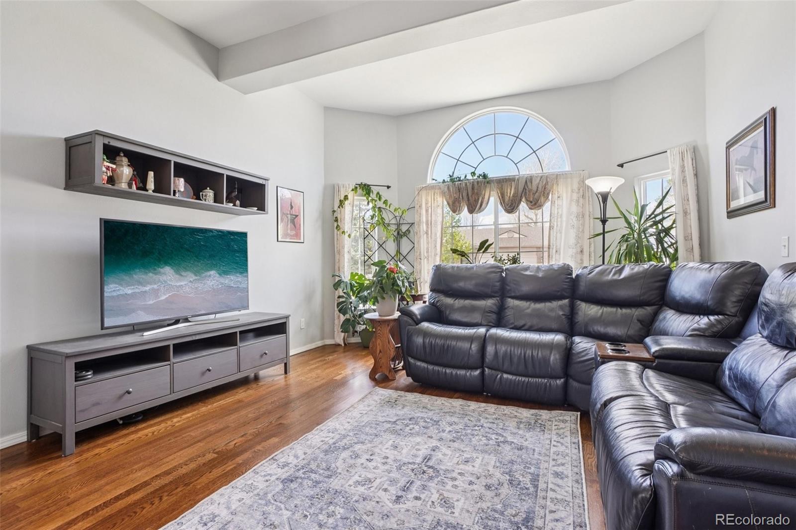 5290 E Kensington Avenue