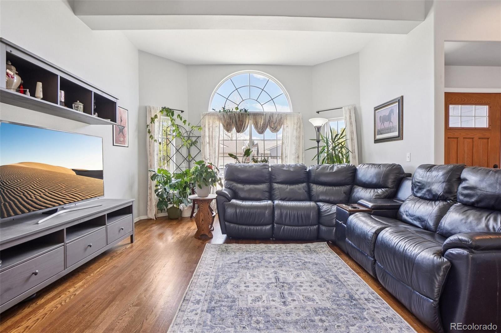 5290 E Kensington Avenue