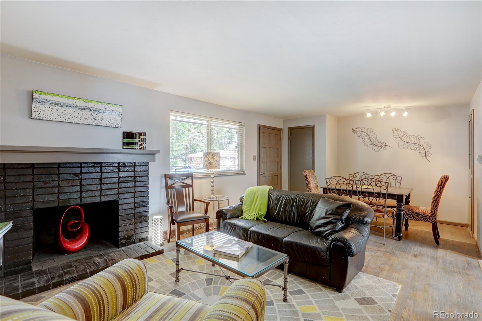 3488 W Alamo Avenue