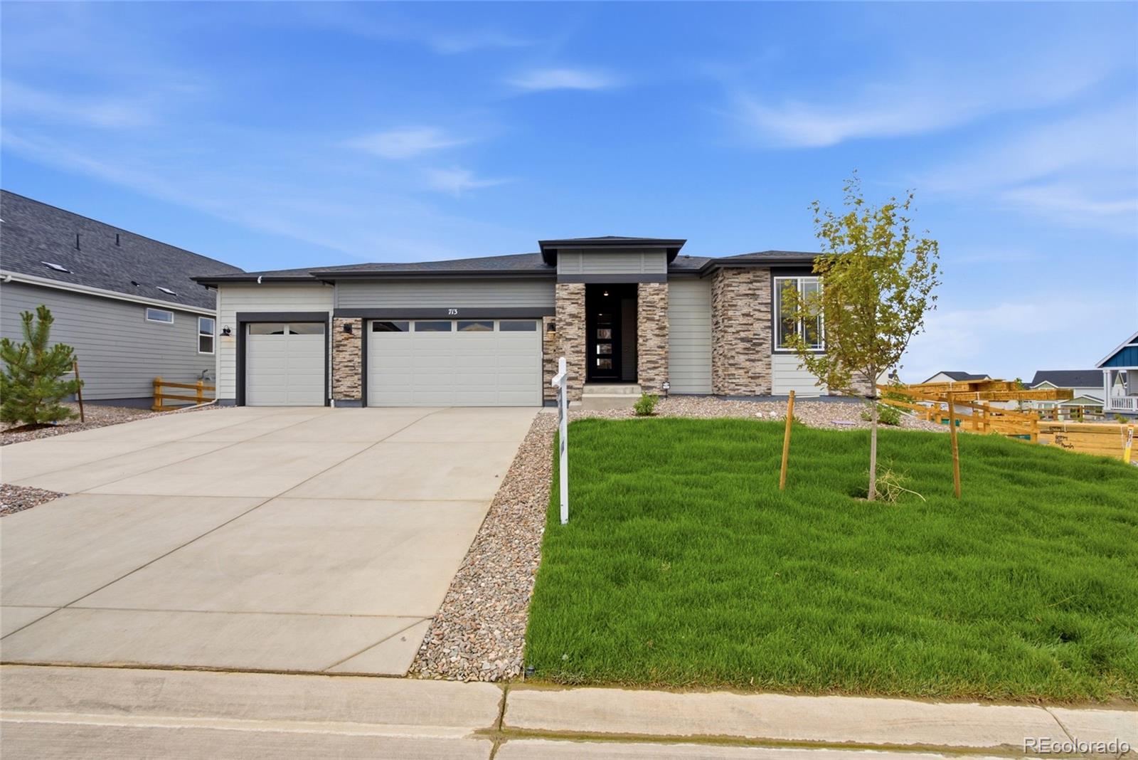 713 Pershing Point