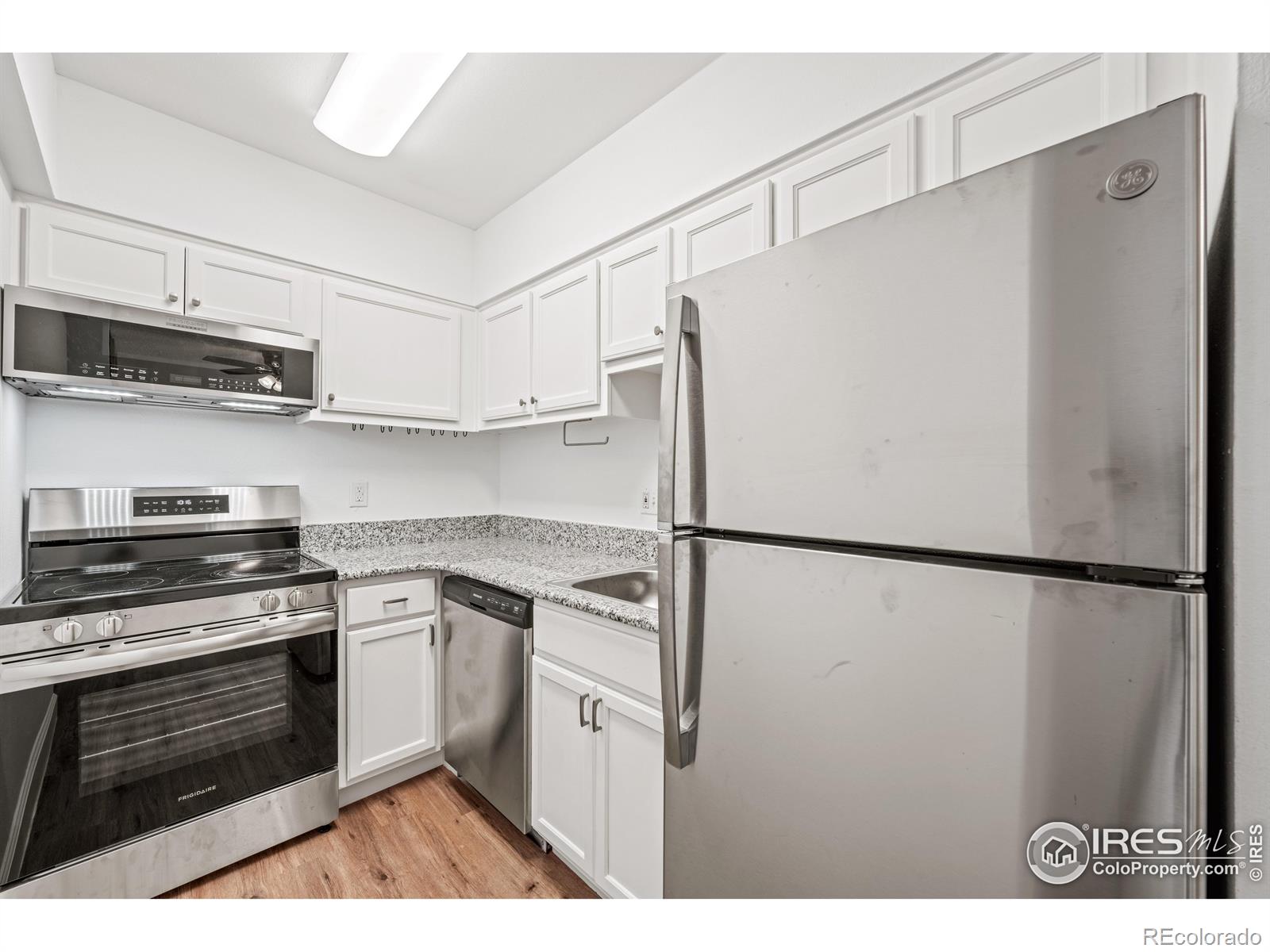 4110 Hale Parkway 4J