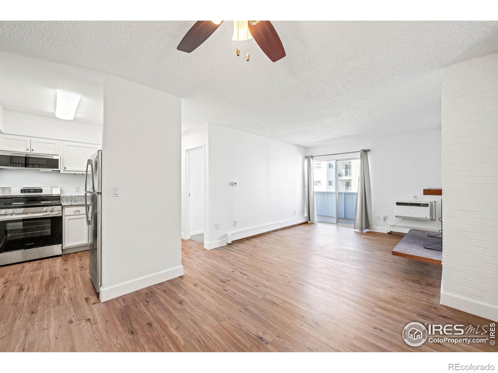 4110 Hale Parkway 4J