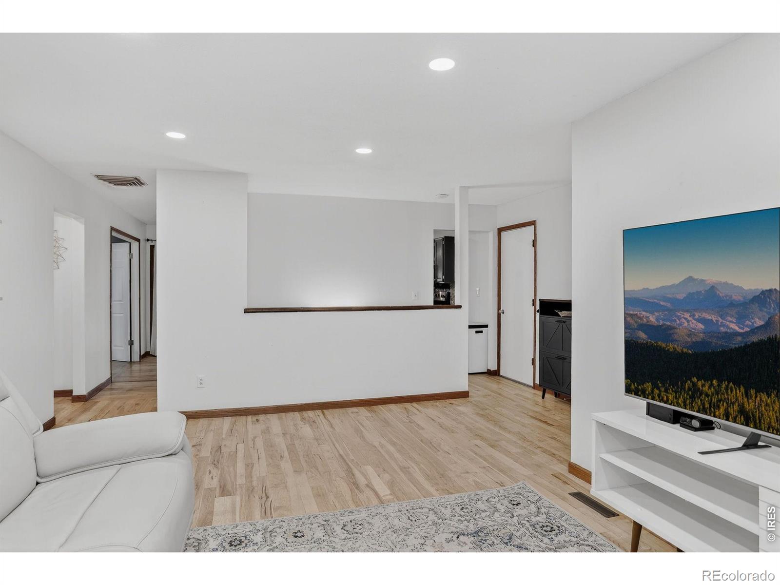 1027 Cottonwood Drive