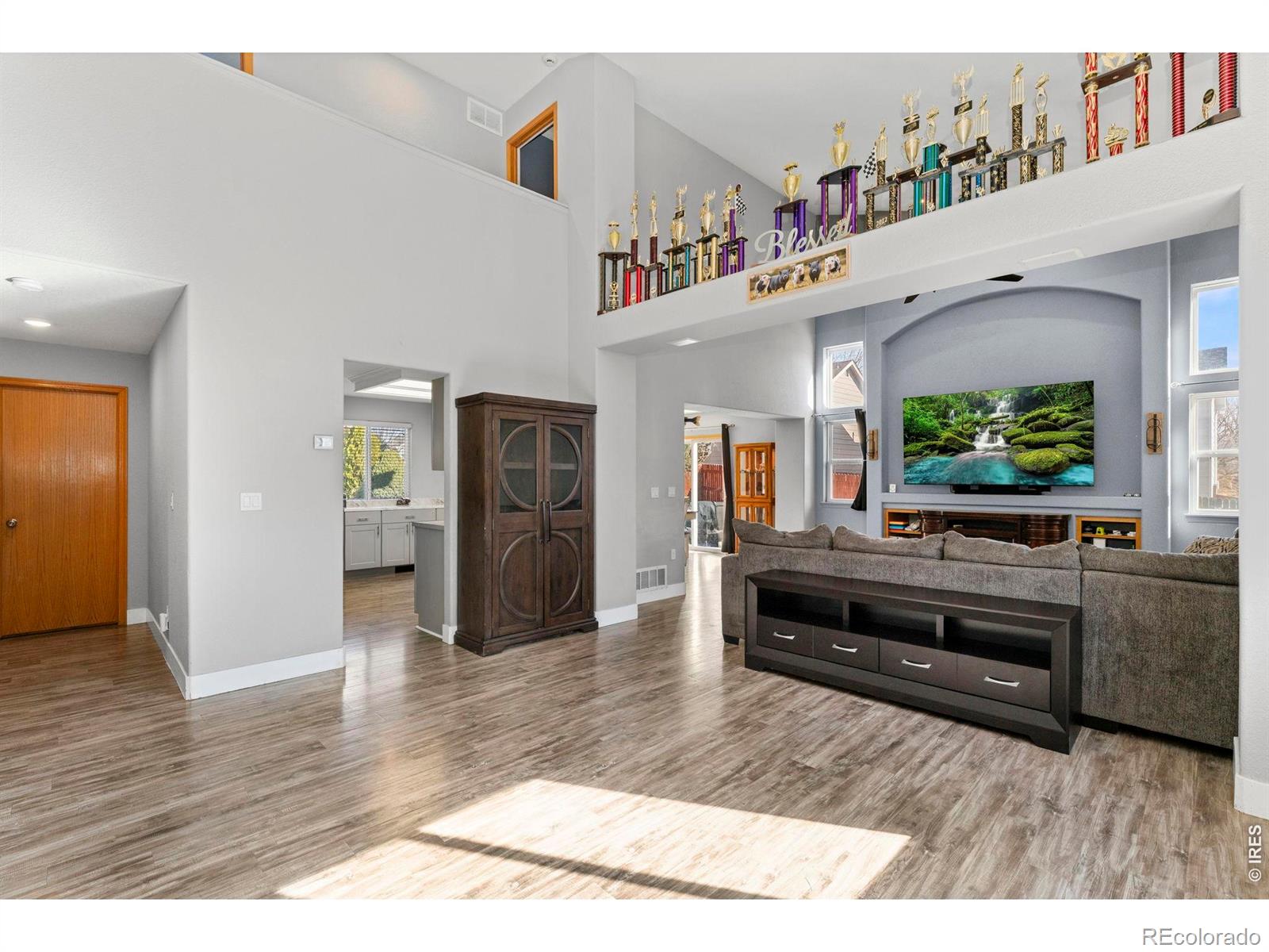 10473 Sunburst Avenue