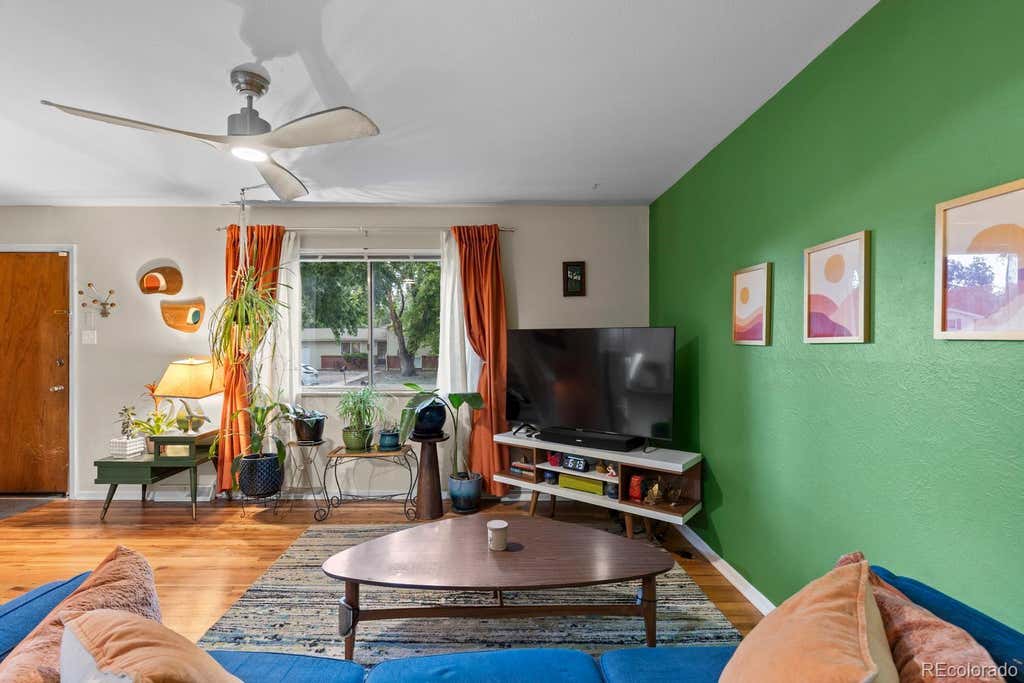 Photo of 452 S Robb Way, Lakewood, CO 80226 (MLS # 6016394)