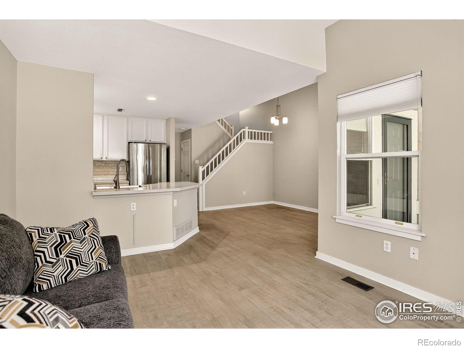 121 Rowena Place