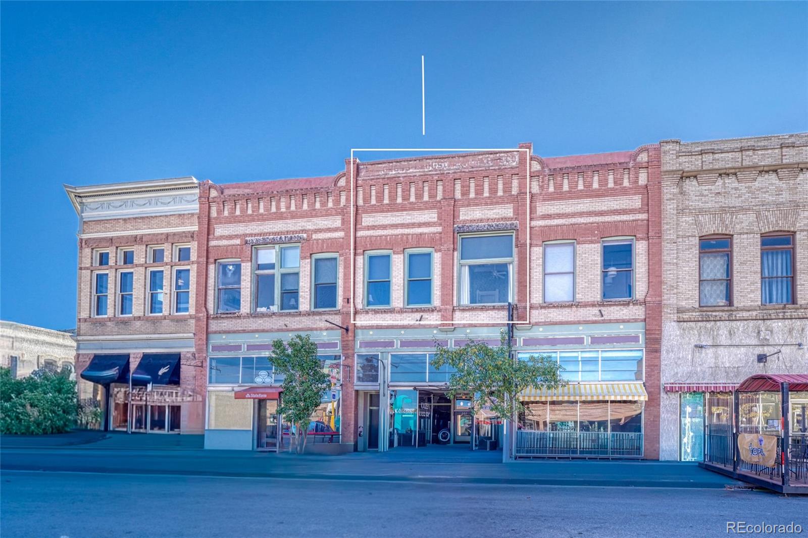 207 F Street 2