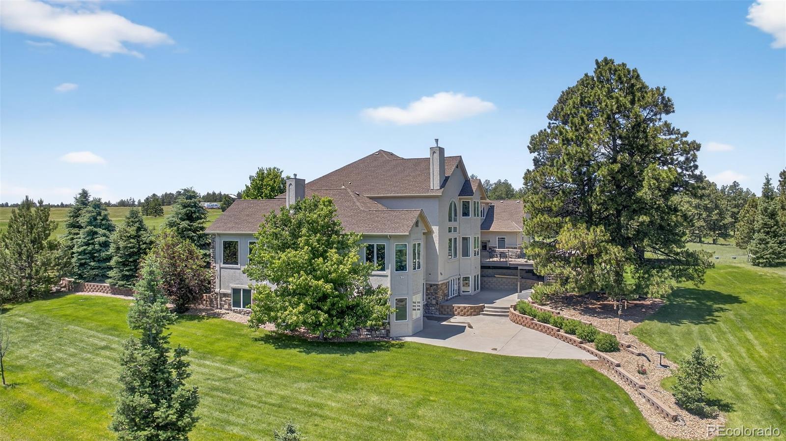 36412 Paradise Circle