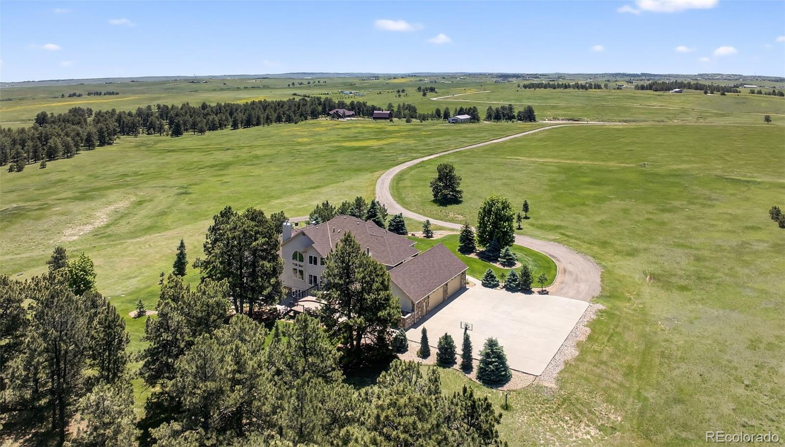 36412 Paradise Circle
