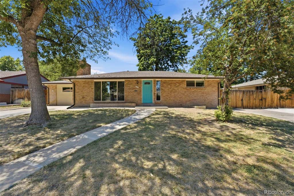 Photo of 645 Cody Court, Lakewood, CO 80215 (MLS # 6958827)