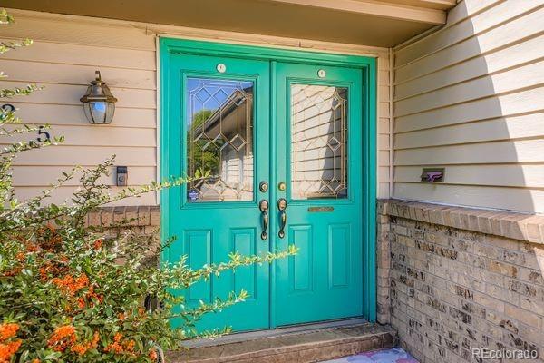 325 S Monaco Parkway